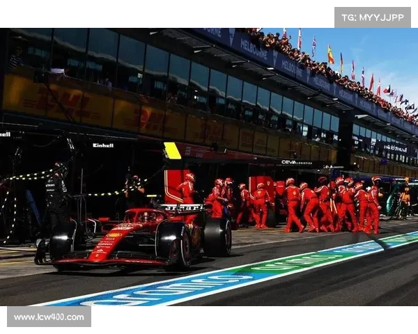 F1中国大奖赛创纪录22万人次观赛境外观众占比超15% F1中国大奖赛创纪录22万人次观赛境外观众占比超15%